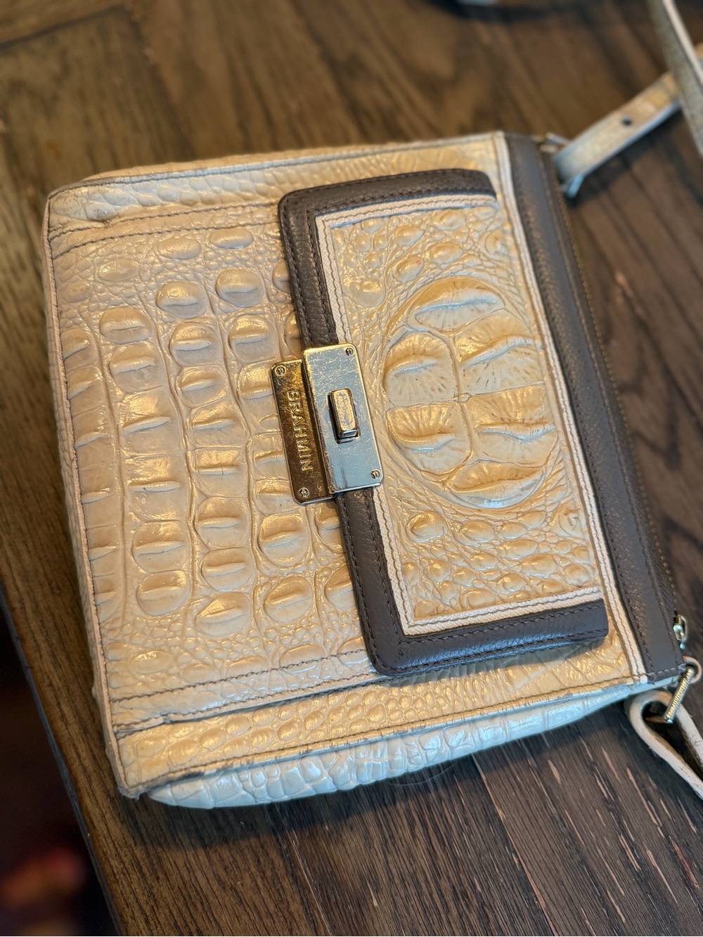 Brahmin Crocodile-Embossed Leather Crossbody Bag - Picture 2 of 6